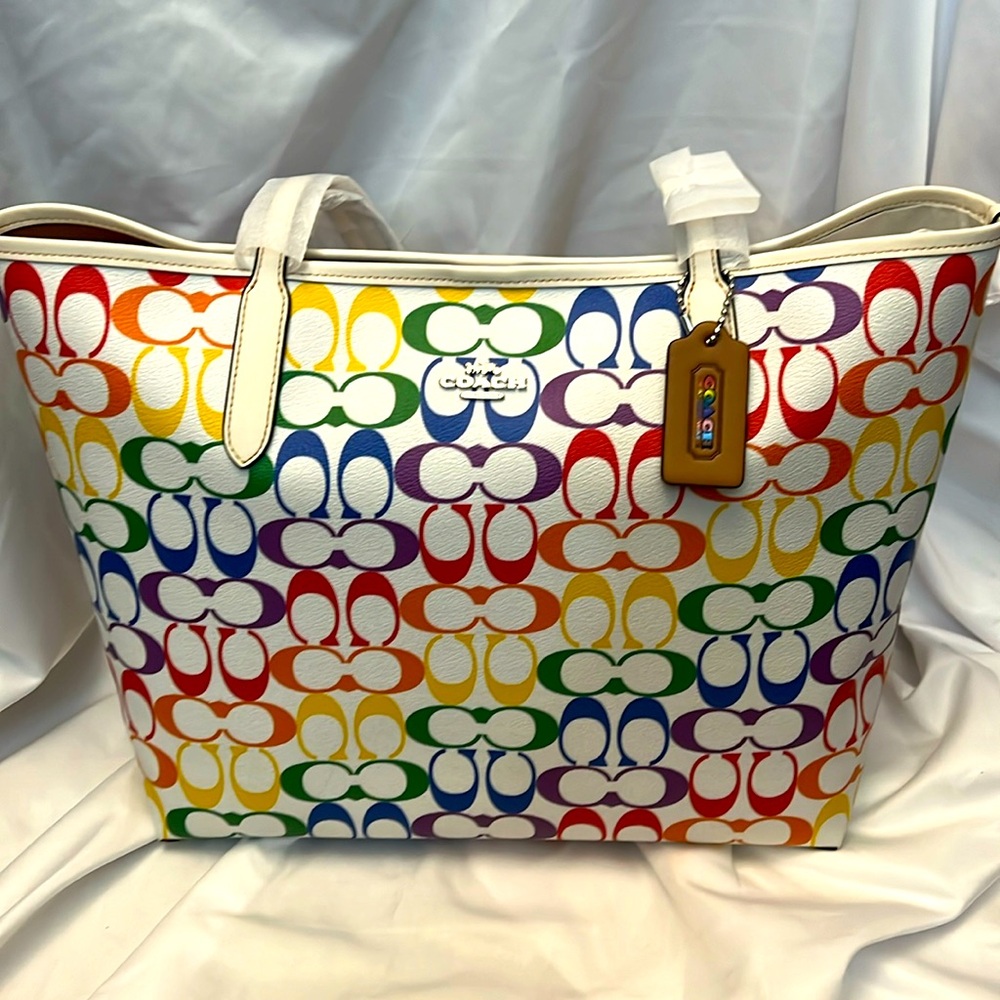 Coach rainbow signature city tote NWT